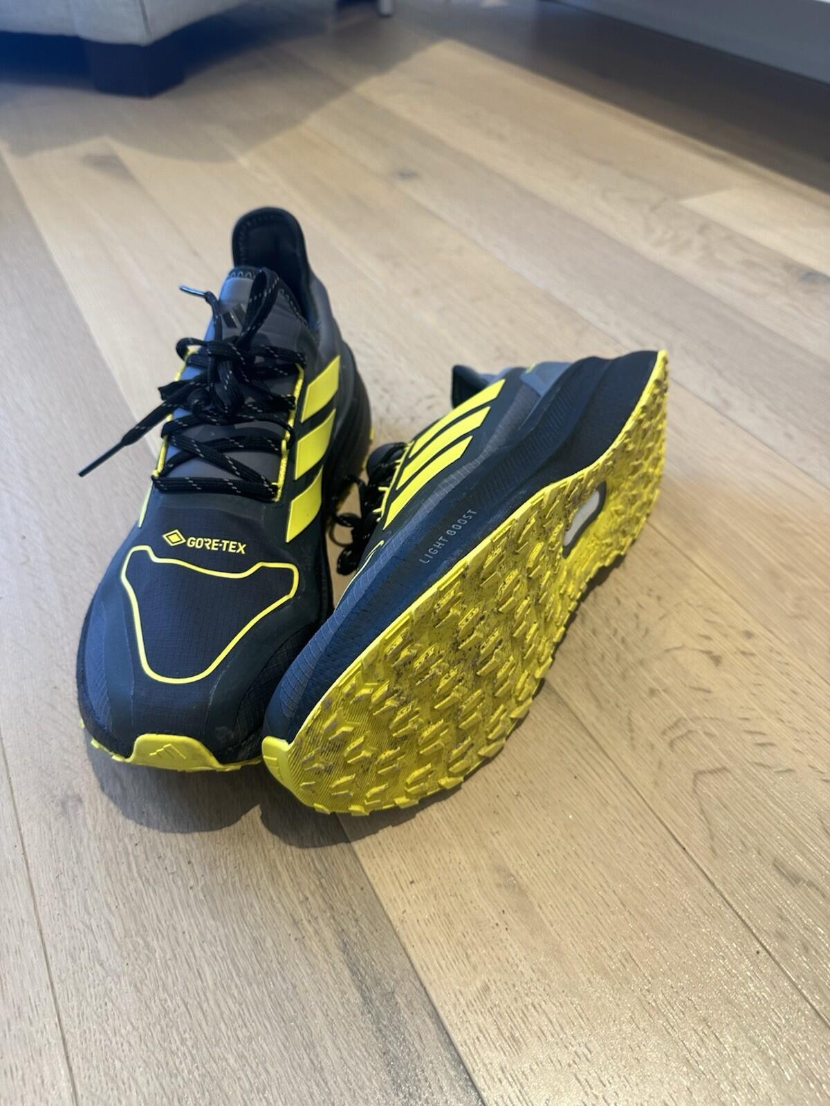 Adidas Ultraboost 5X Gore -Tex Men’s 14