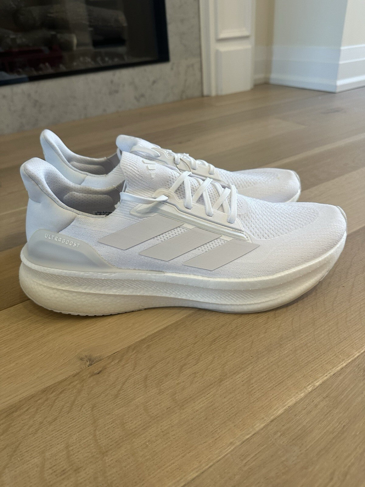 Adidas ULTRABOOST 5X Men’s Size 14 FTWWHT/FTWWHT/COREB