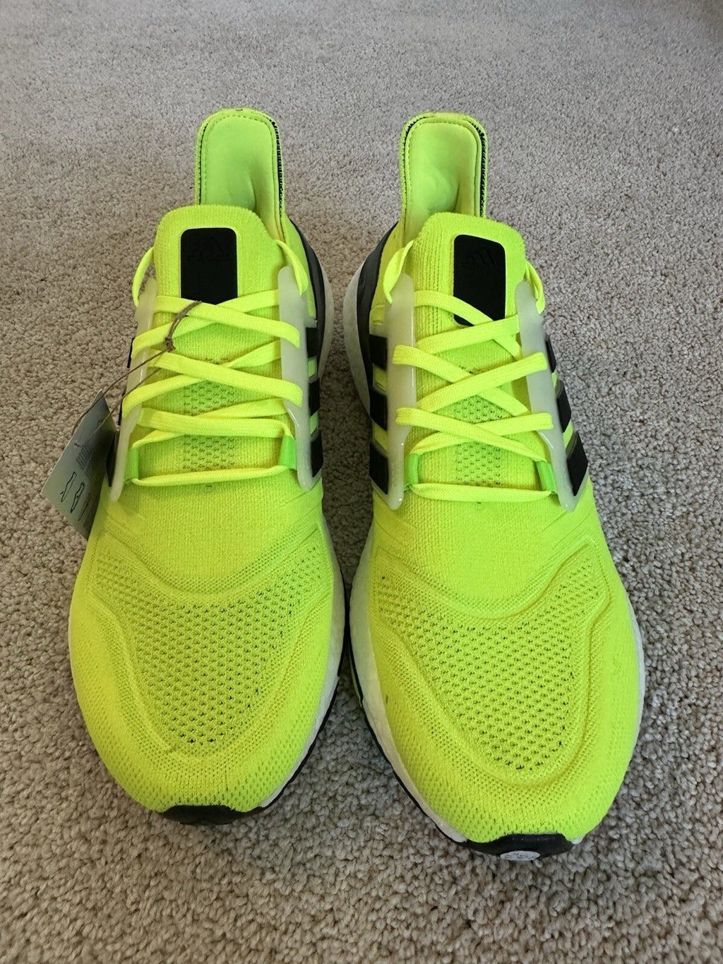 Adidas ultraboost 22 Solar Yellow/ Black Men’s Shoes Size 13