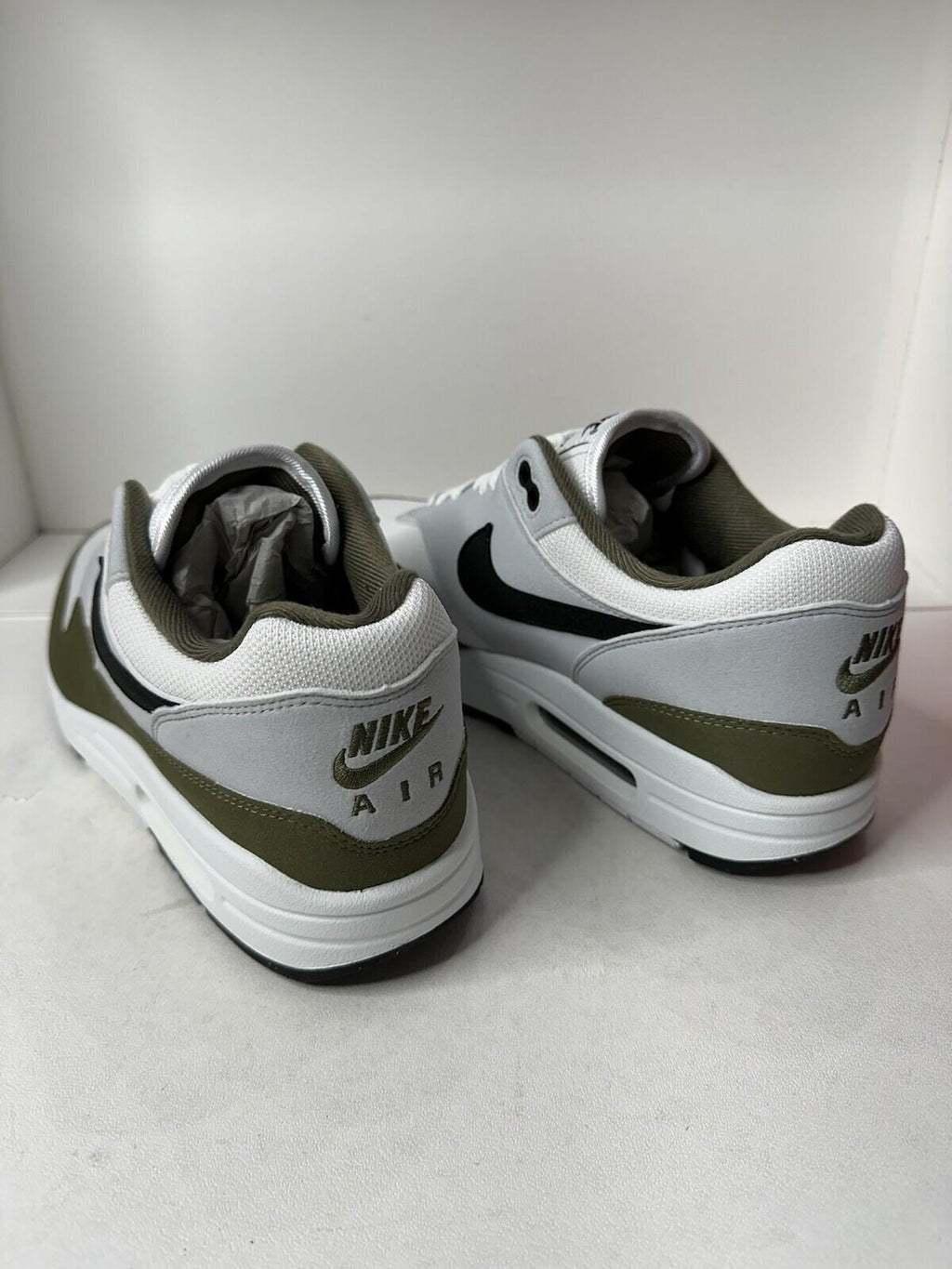 Nike Air Max 1 White/ Black/ Medium Olive Men’s Size 13