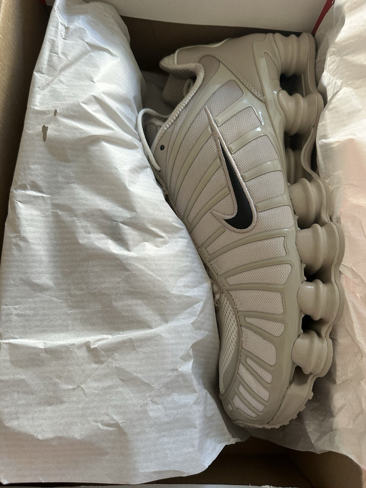 NIKE SHOX TL CREAM I/BLACK-SAIL Men’s Size 14 BNIB