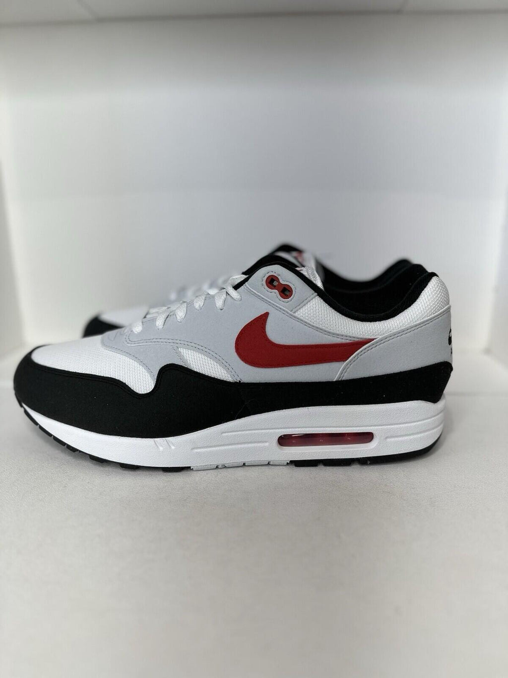 Nike air max 1 chili 2.0 Grey/Red/ White/ Black Men’s Shoe Size 13