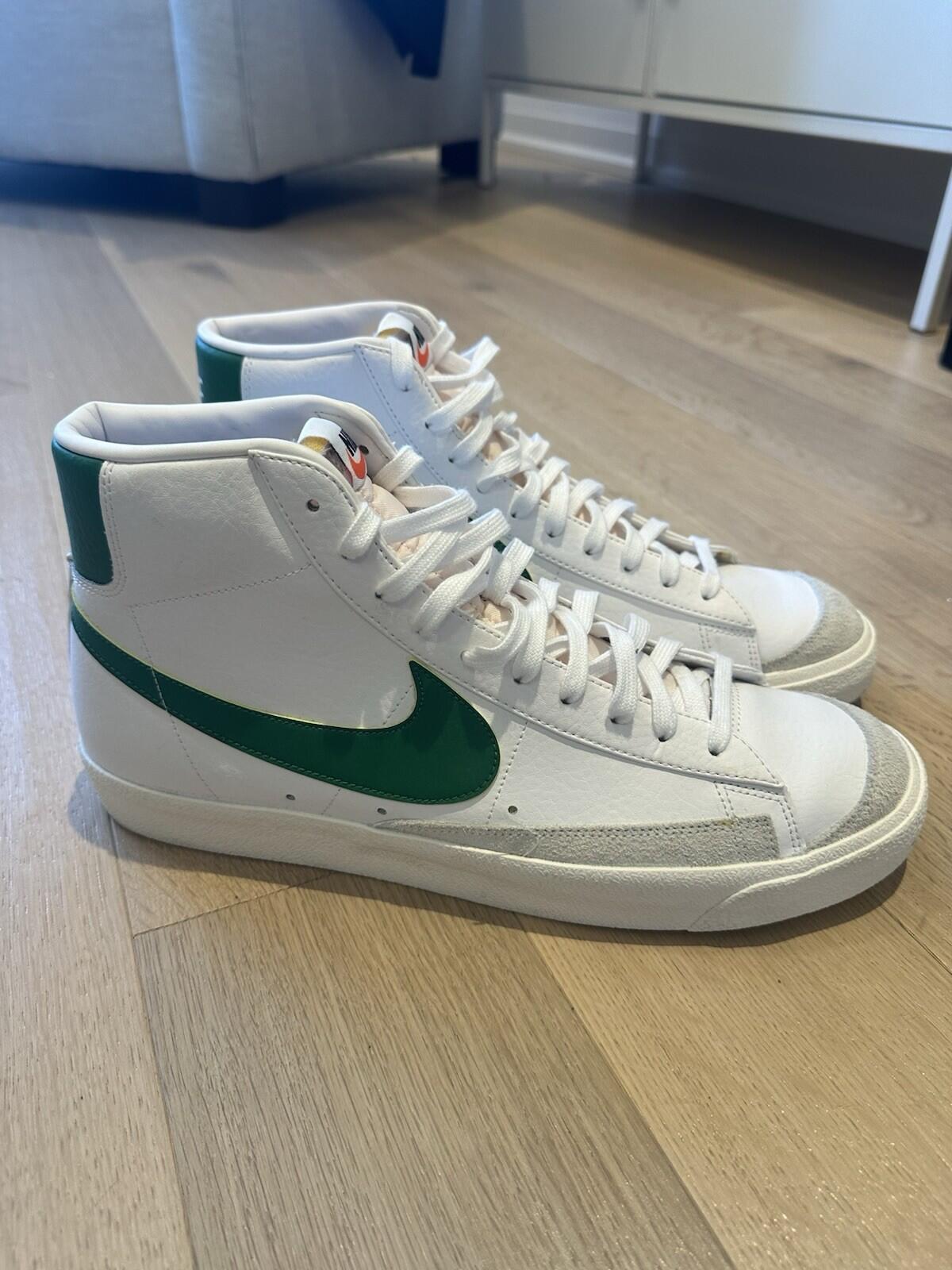 Nike Blazers White/ Green Men’s Size 14
