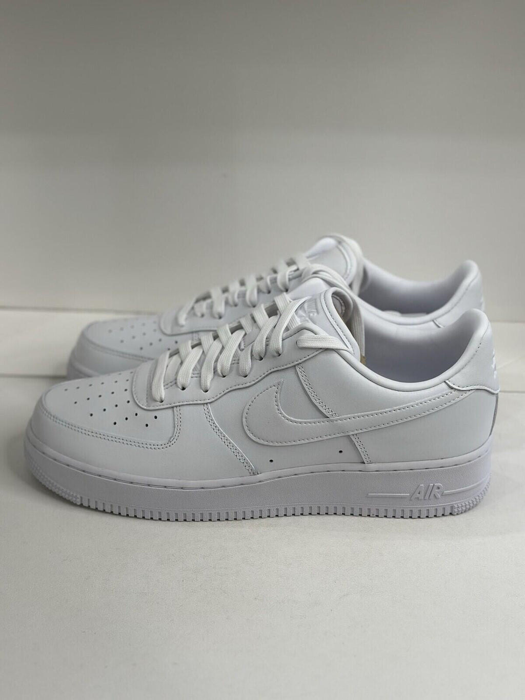 Nike Air Force One’s ‘07 (AF1) Triple White mens shoes size 13