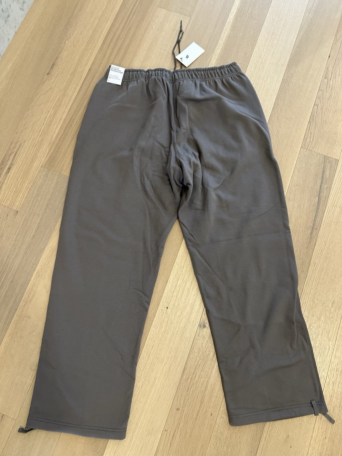 Nike Solo Swoosh Loose Fit Sweatsuit (Pants XL, Crewneck XL) Light Brown