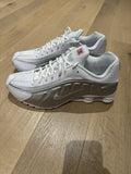 NIKE SHOX R4 White/ Metallic Silver-White Men’s 13
