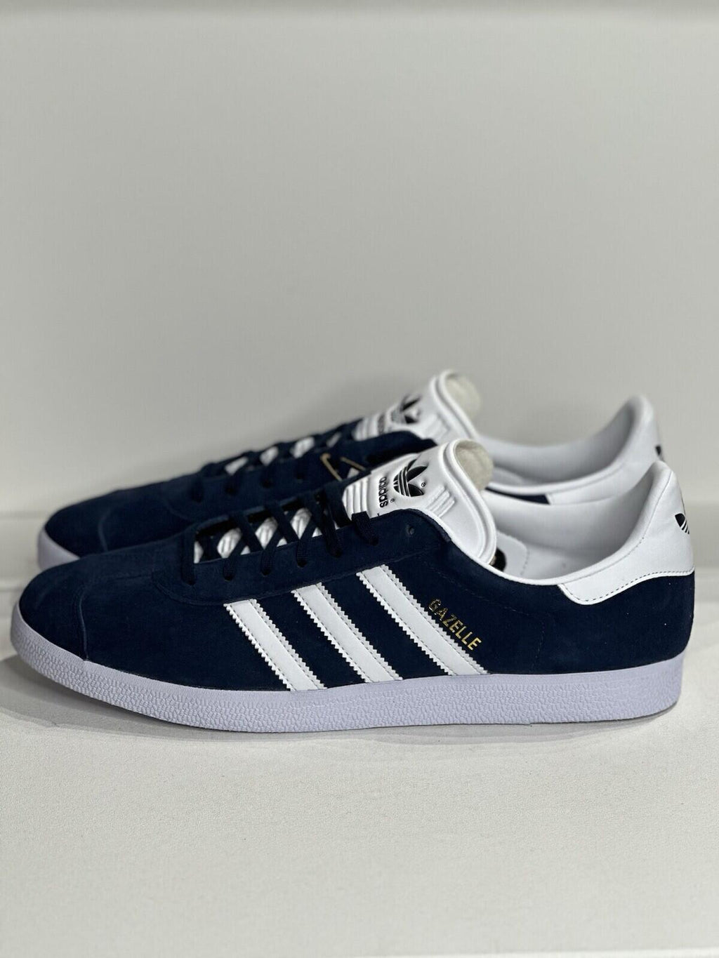 Adidas Gazelle Navy Blue/ White Men’s Shoes Size 13