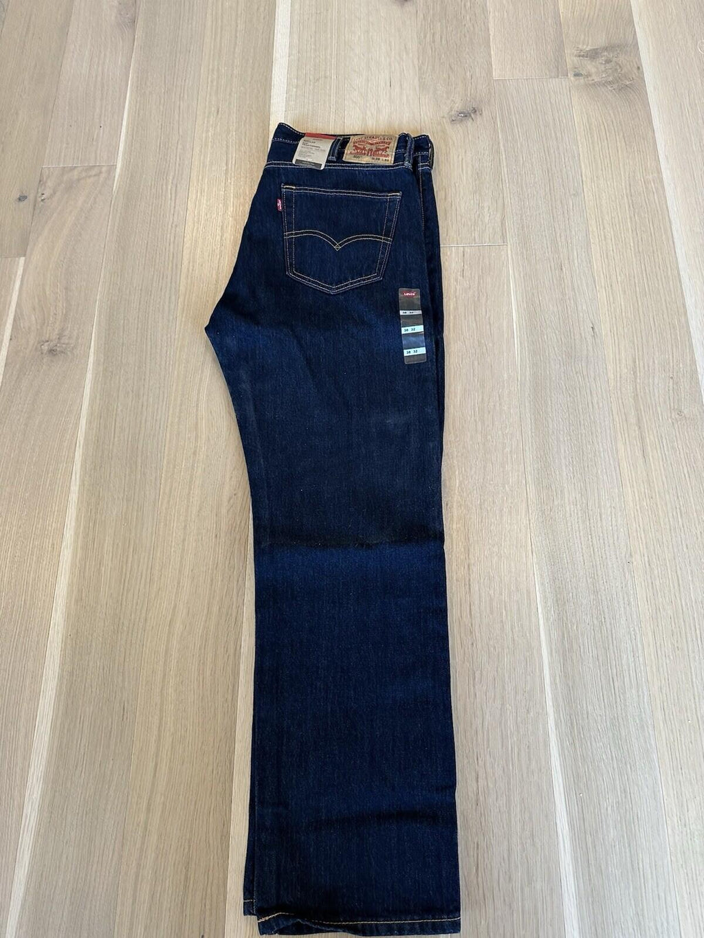 Levis Denim 505 Regular Mens Size 38x32 Dark Blue