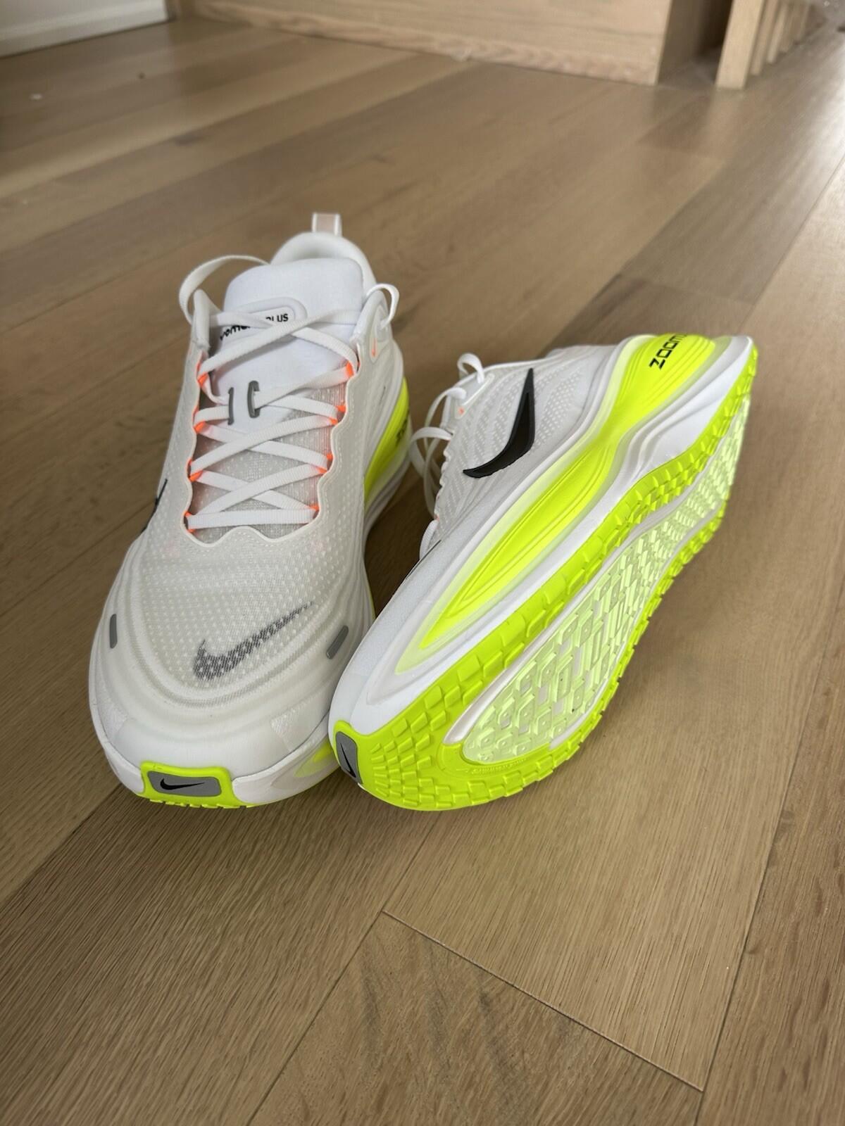 Nike Vomero Plus White Black Volt Men’s Size 14