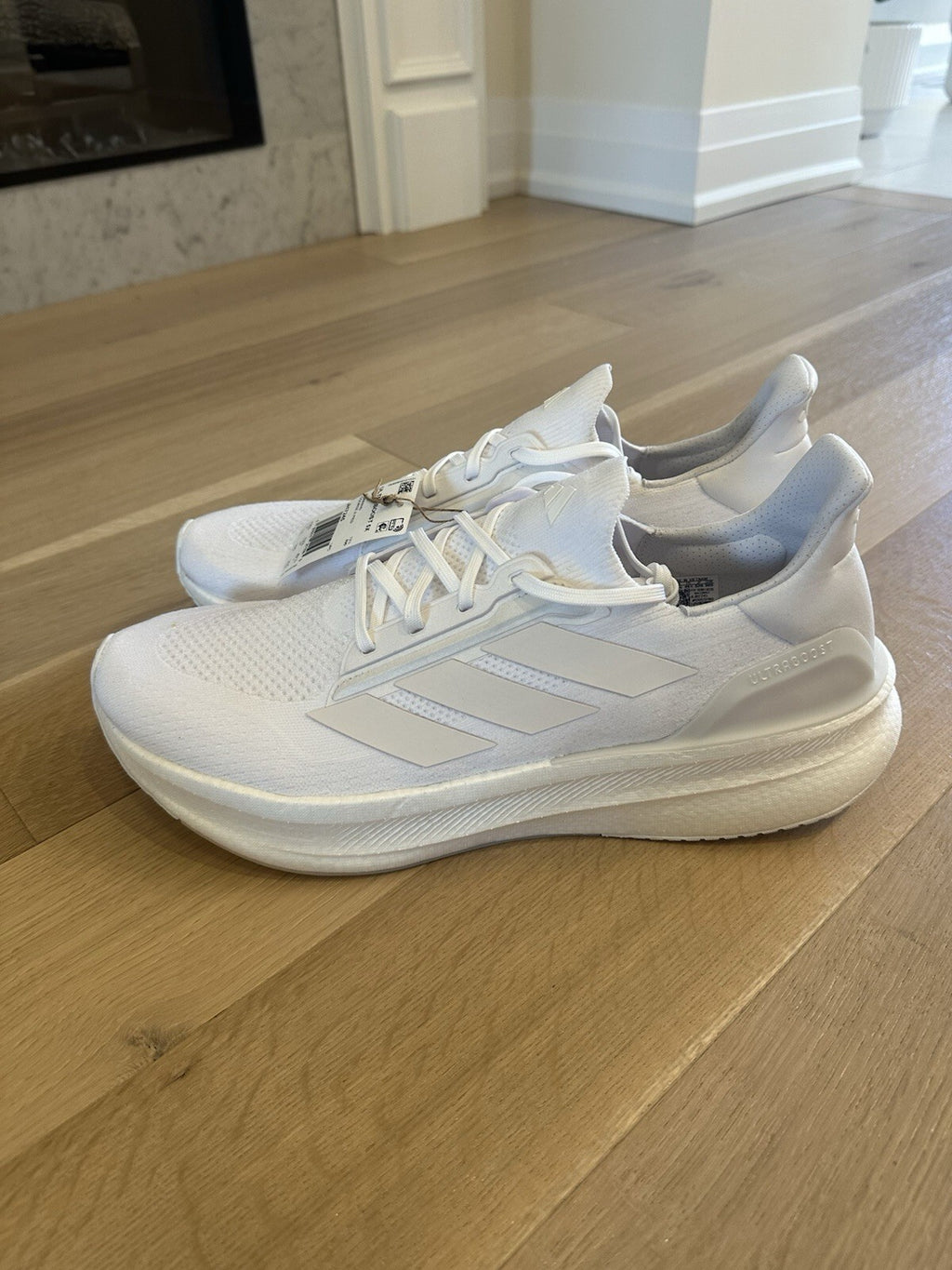 Adidas ULTRABOOST 5X Men’s Size 14 FTWWHT/FTWWHT/COREB