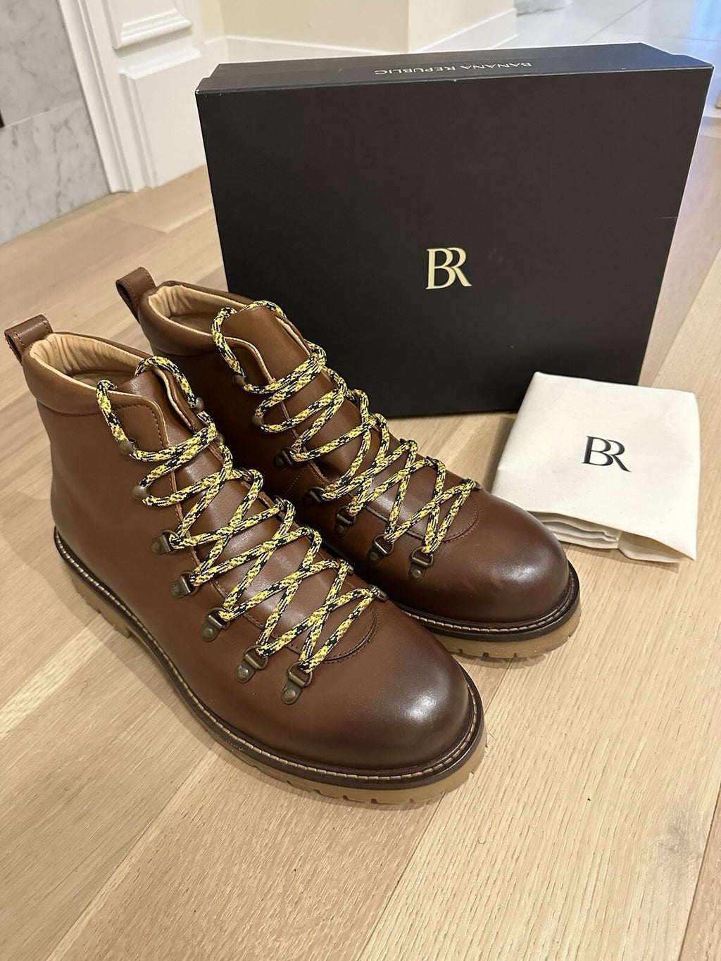 Banana Republic Mens Alpine BO Boots Cognac Leather Size 13
