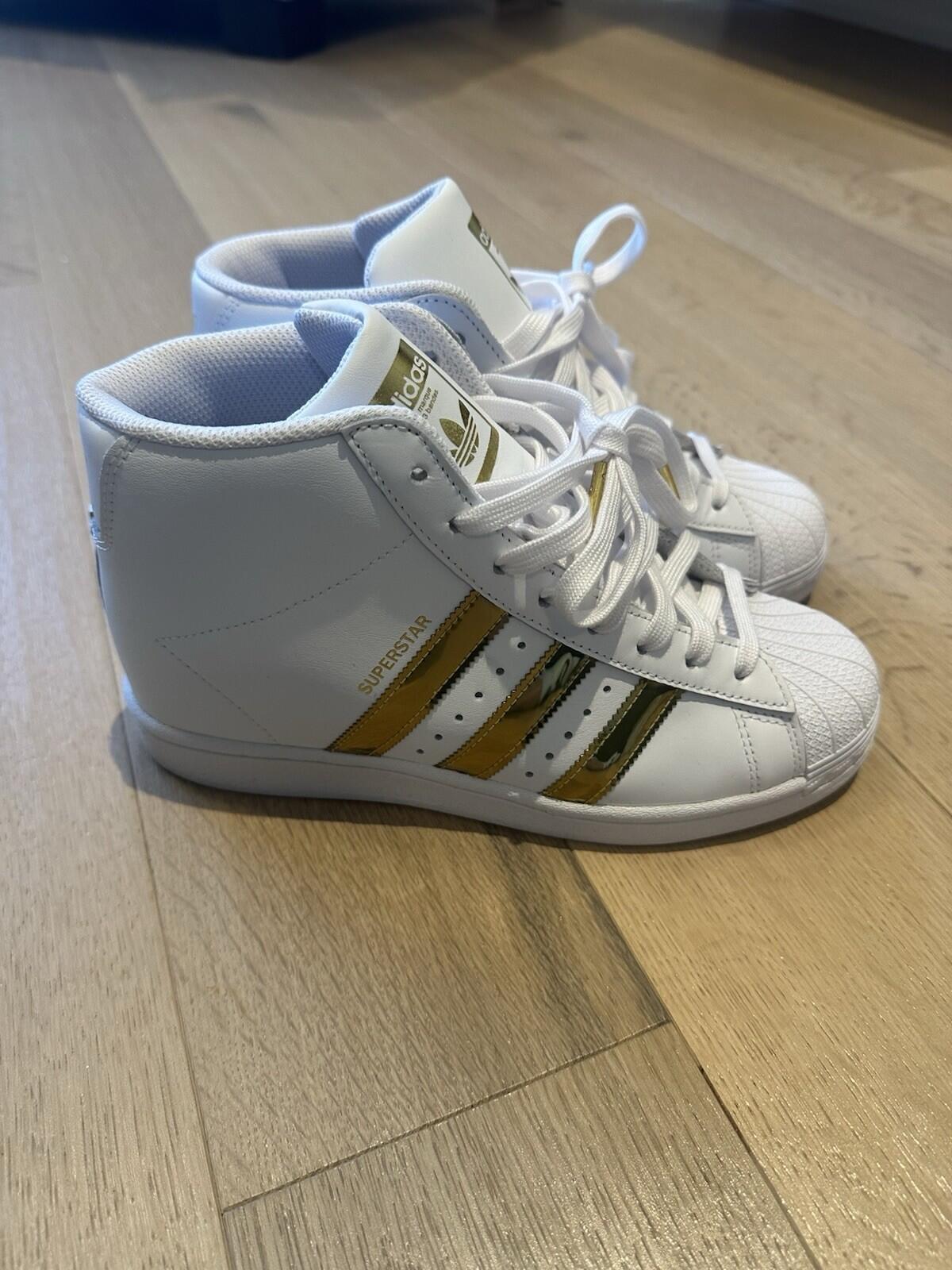 Adidas Superstar UP W Women’s Size 8 White & Gold