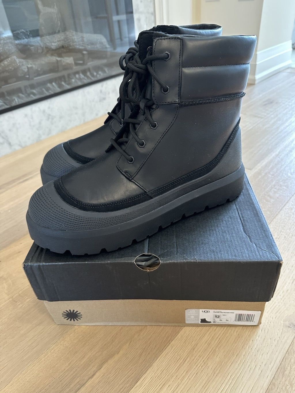 UGG M Neumel High Weather Hybrid Black/Black Men’s 12