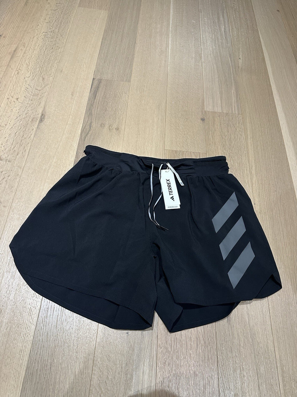 Adidas Terrex Agravic 5” Shorts Men’s XL Black
