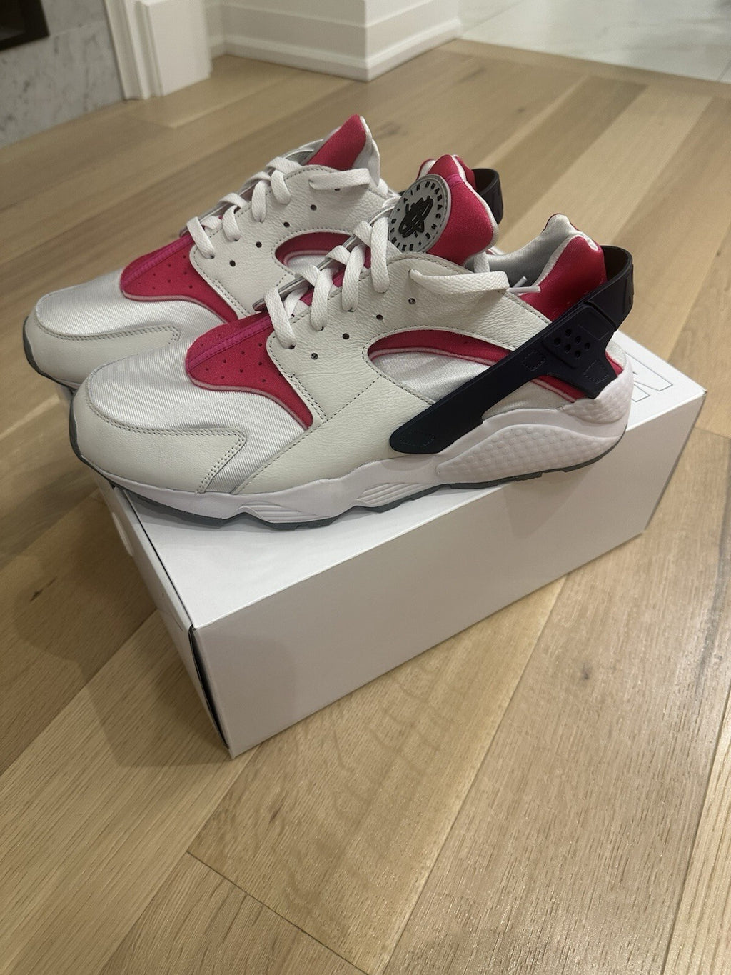Nike Air Huarache "Nike by you” men’s size 14
