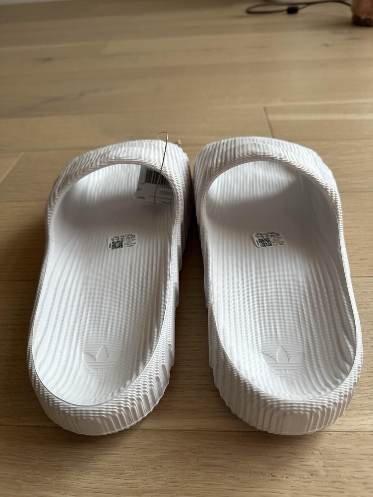 ADIDAS Adilette 22 Slides Men’s Size 13 White