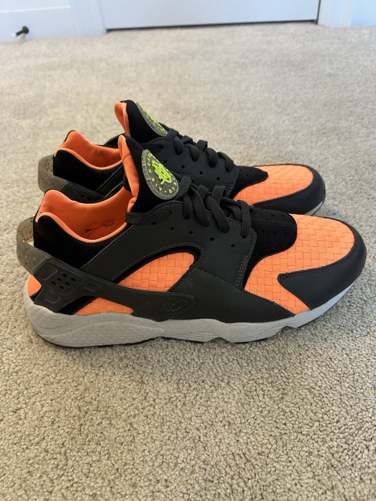 Nike Huarache Atomic Orange Men’s Size 14