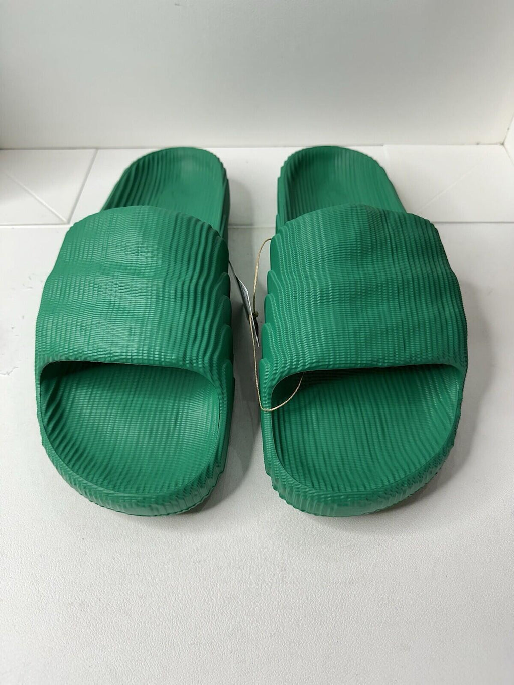 Adidas Adilette 22 slides BGREEN/BGREEN/CBLACK Men’s Size 13 BNIB