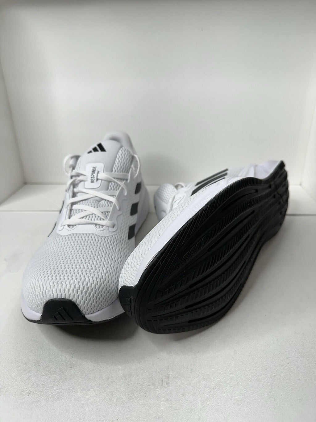 Adidas Response FTWWHT/CBLACK/FTWWHT Men’s Size 14 BNIB