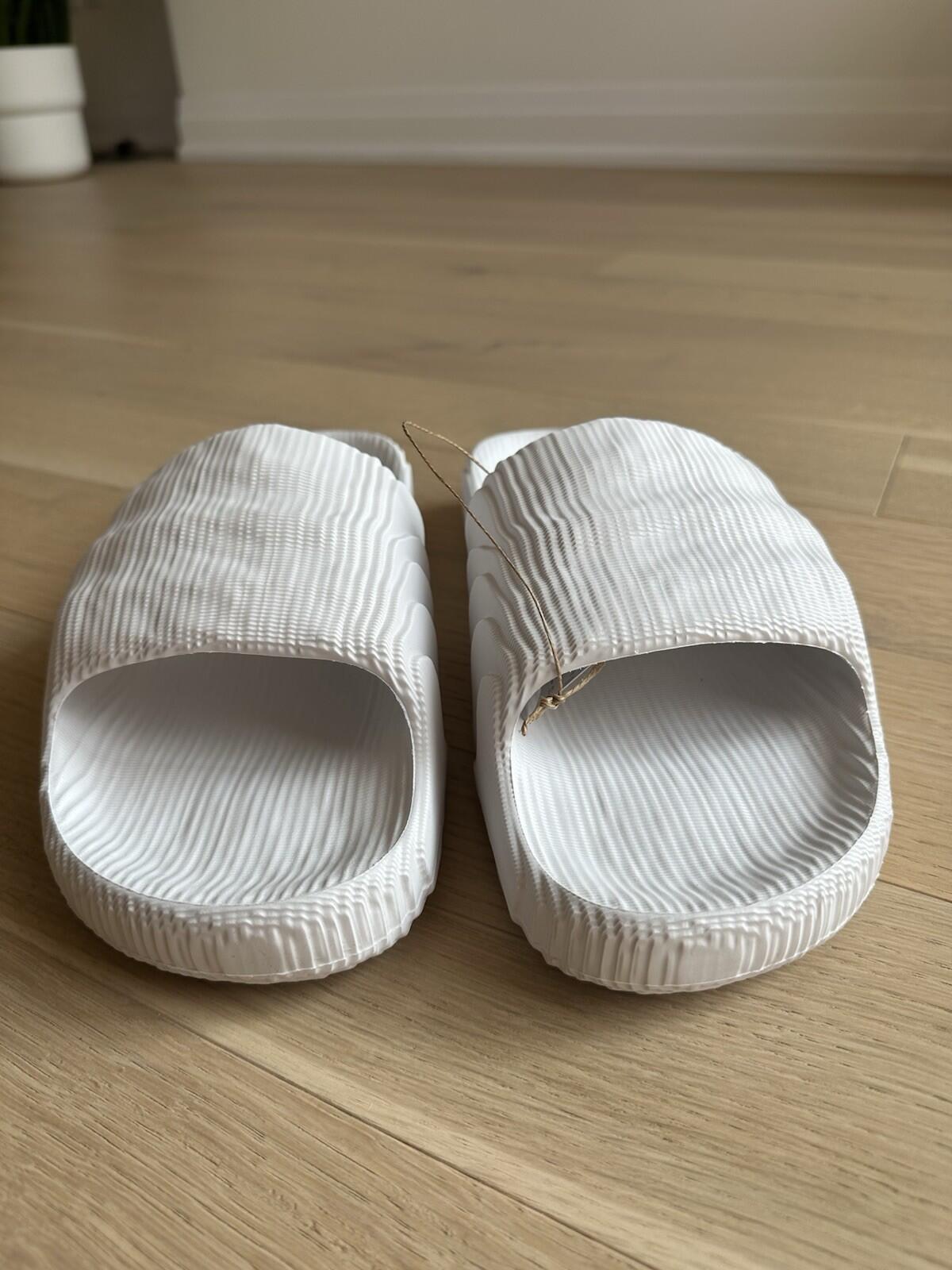 ADIDAS Adilette 22 Slides Men’s Size 13 White