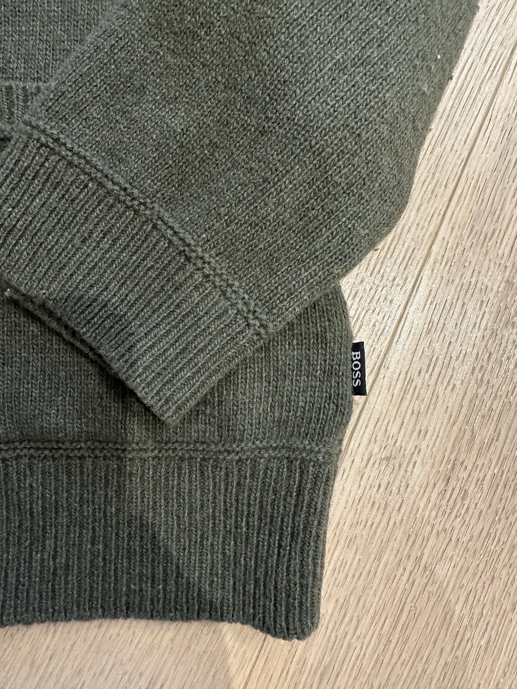 Hugo Boss Green Knit Men’s XL Virgin Wool Blend