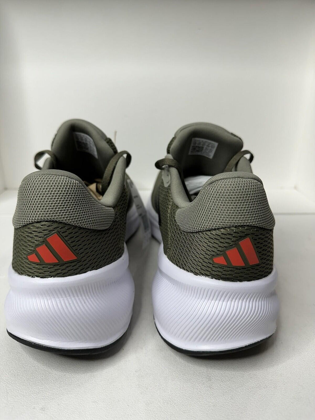 Adidas Response OLISTR/CBLACK/BRIRED Men’s Size 14 BNIB