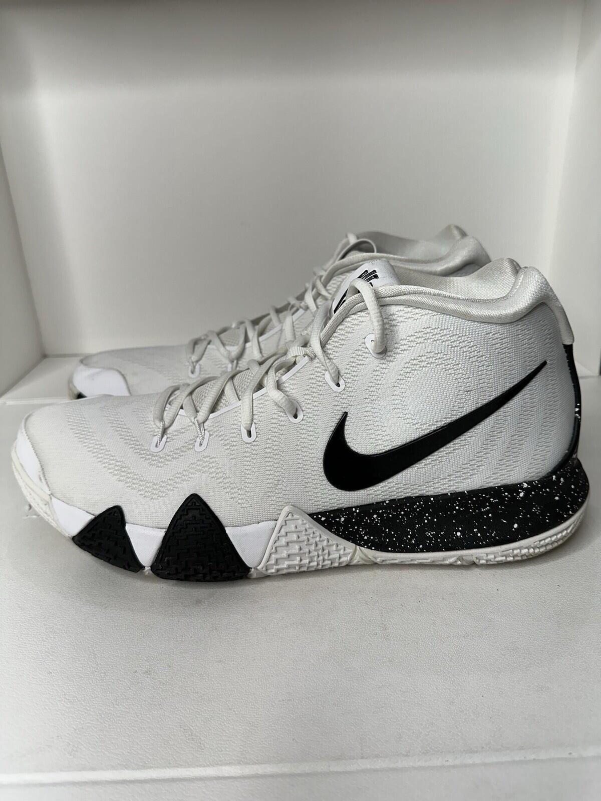 Nike Kyrie 4 Oreo Men’s Size 13.5