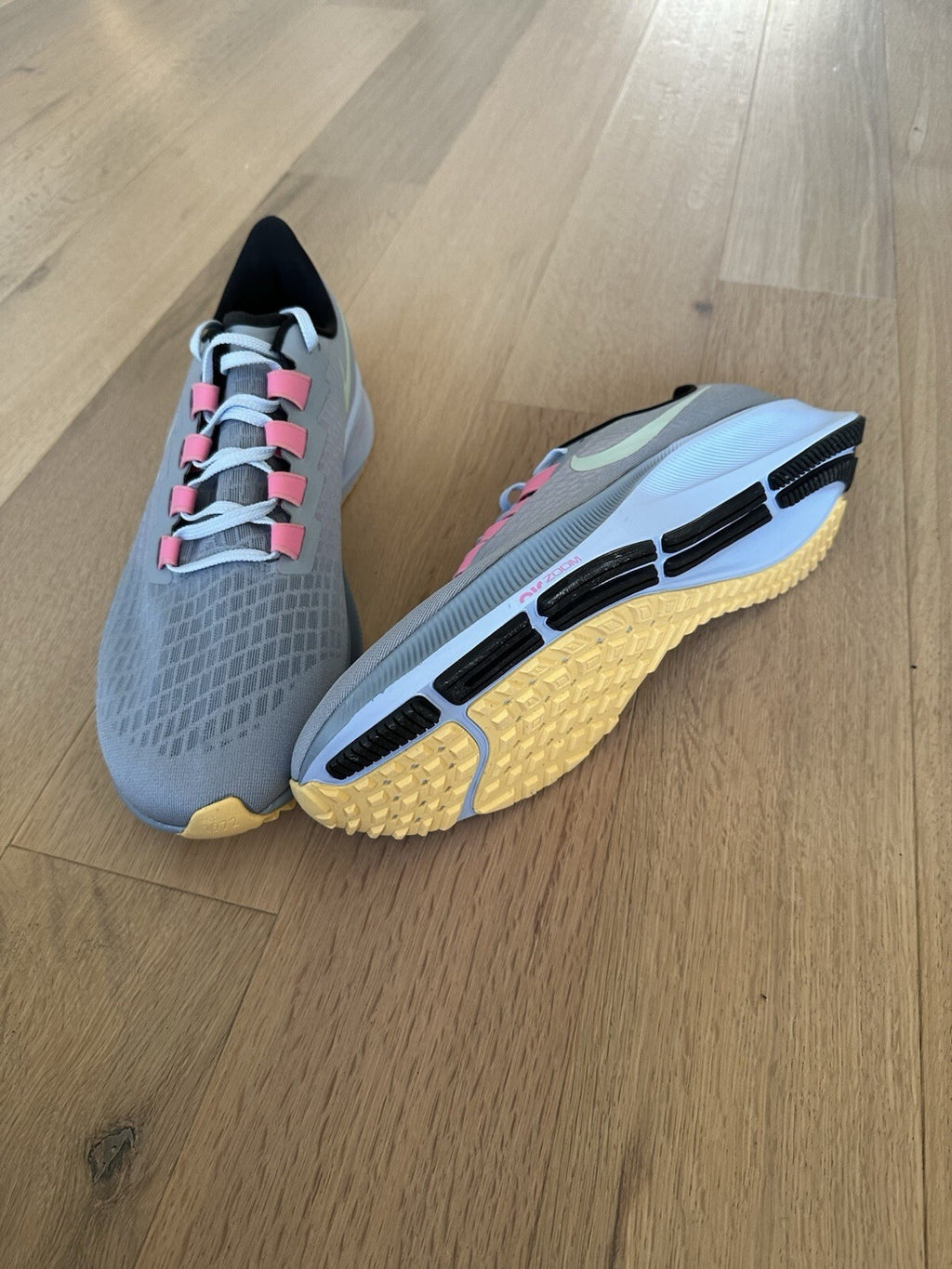 Nike Air Zoom Pegasus 37 Grey/ Pink Men’s Size 14