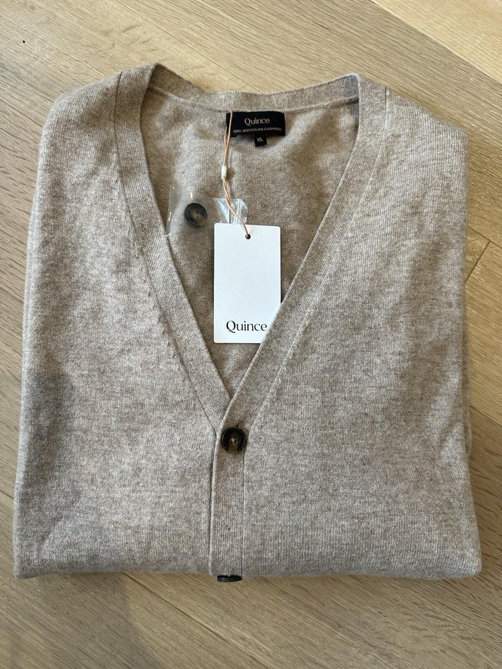 Quince Cardigan 100% Mongolian Cashmere size XL Mens