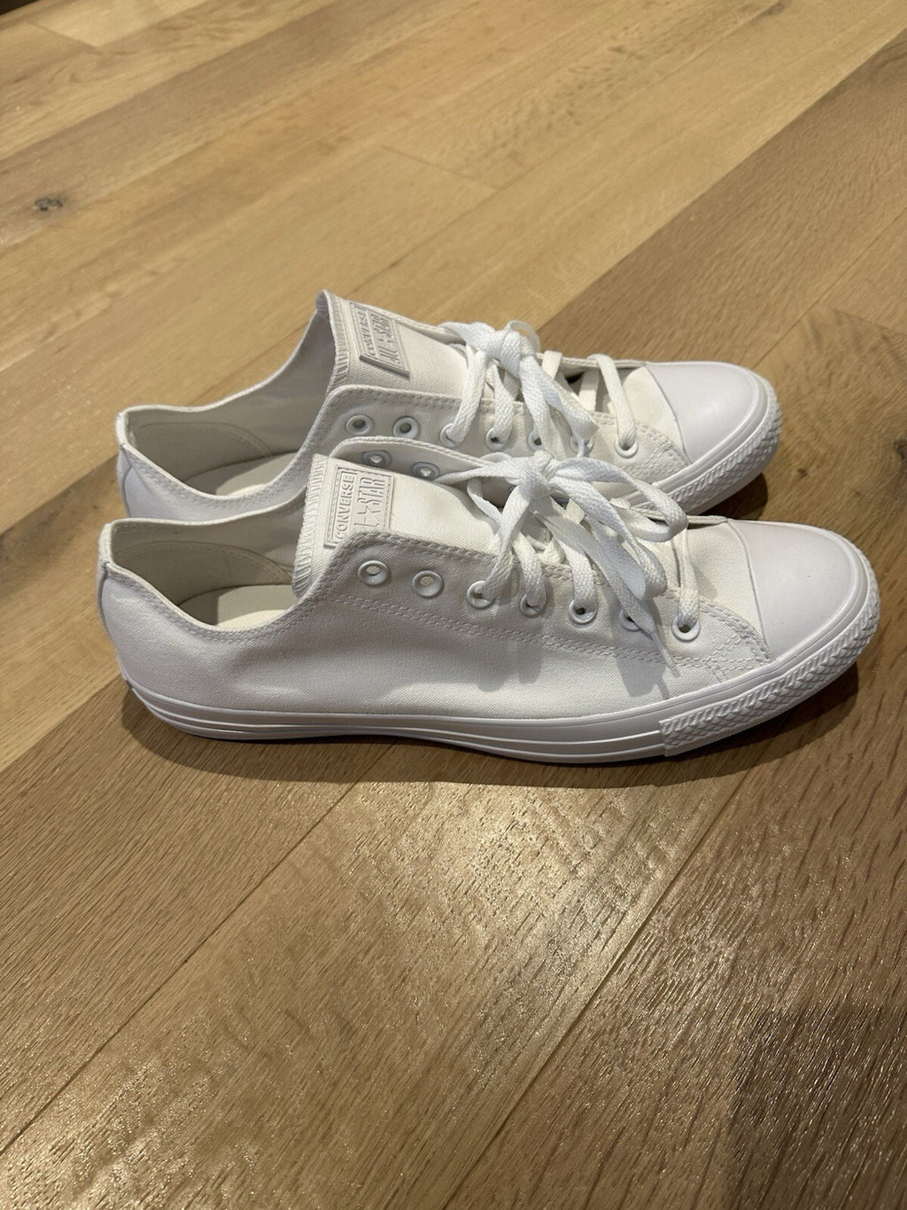 CONVERSE CHUCK TAYLOR Low All White MENS Size 13 BNIB