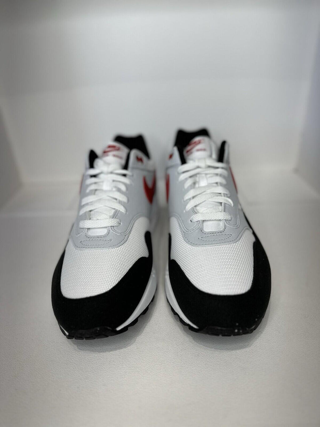 Nike air max 1 chili 2.0 Grey/Red/ White/ Black Men’s Shoe Size 13