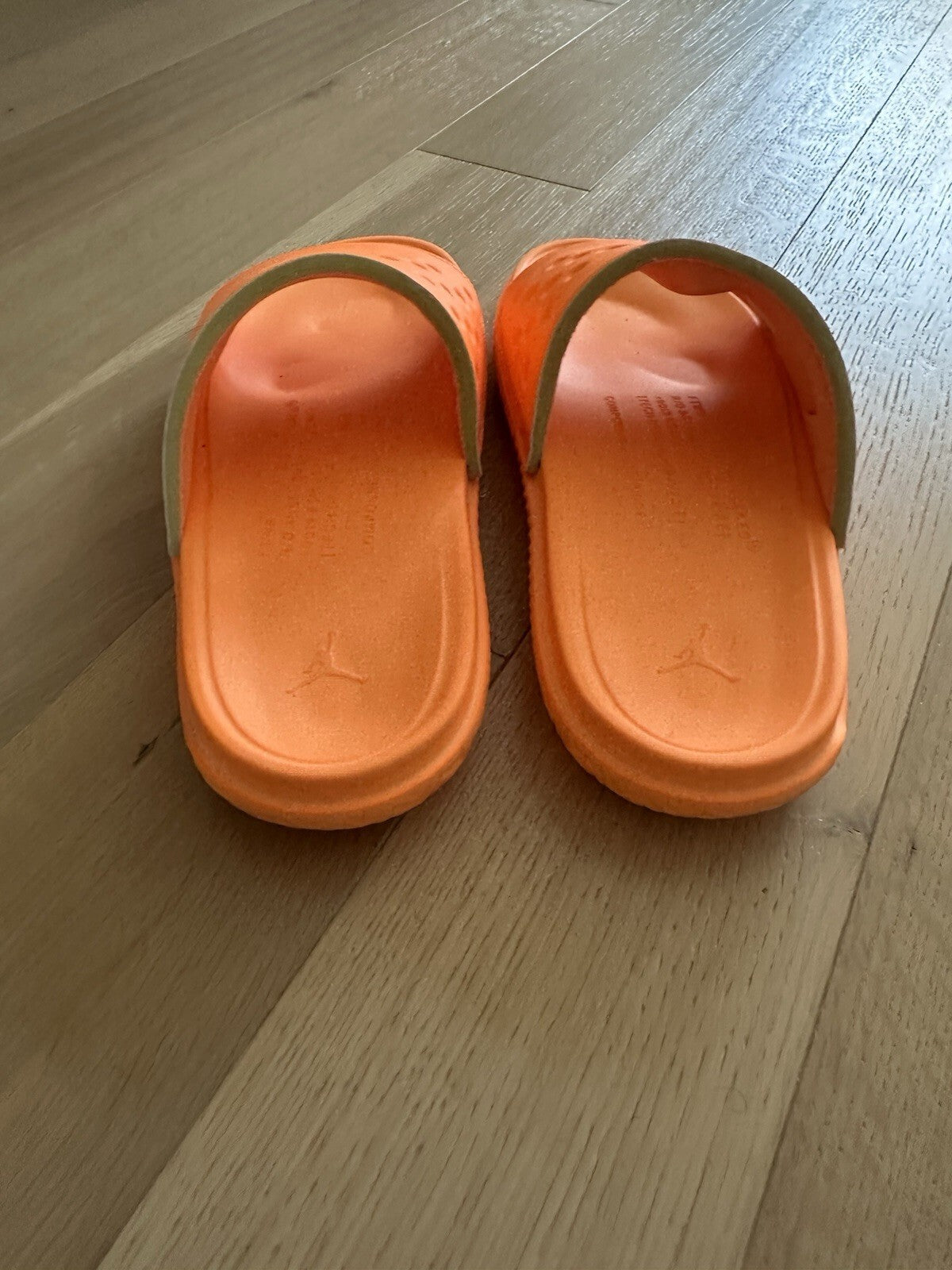 Nike Jordan Play Slides Men’s Size 13 Bright Citrus/White