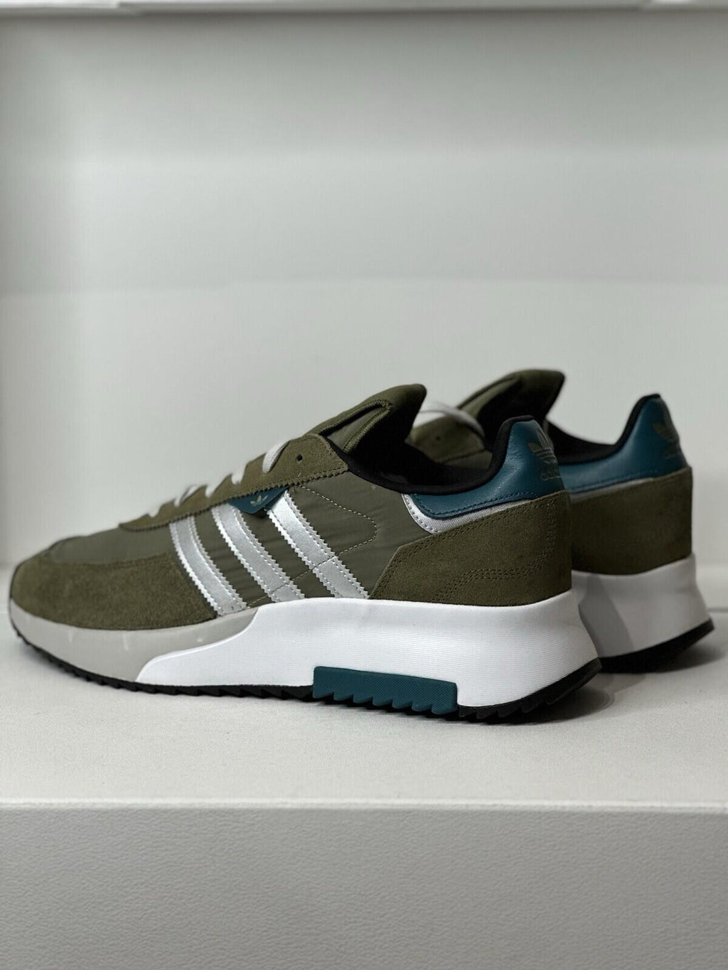 Adidas Retrophy 2 Olive Green Men’s Shoes Size 13.5