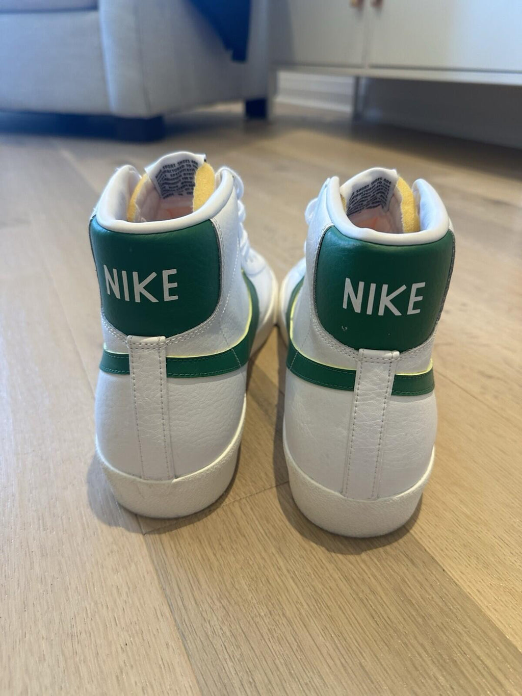 Nike Blazers White/ Green Men’s Size 14