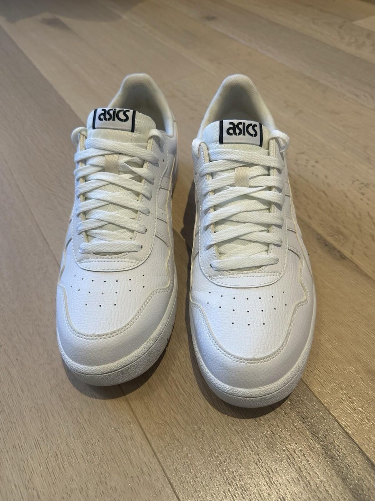 ASICS Japan Men’s Size 13 Triple White