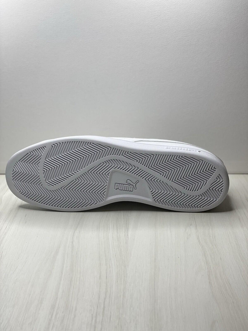 Puma smash V2 All White Mens Size 13