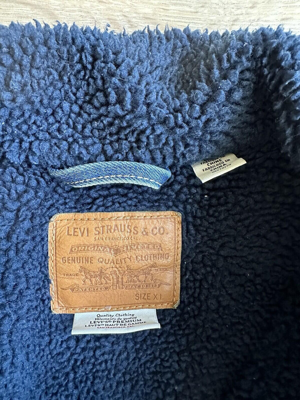 Levi’s Denim  Sherpa Jacket Men’s Size XL *VERY RARE- Blue Sherpa