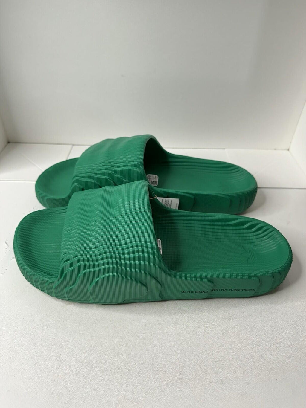 Adidas Adilette 22 slides BGREEN/BGREEN/CBLACK Men’s Size 13 BNIB