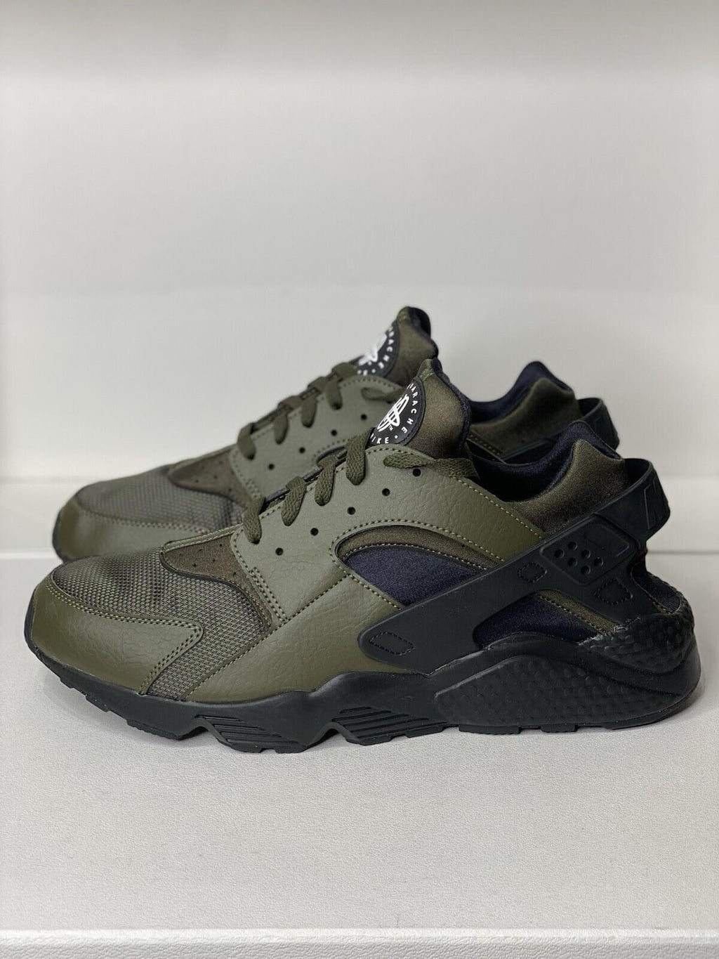 Nike Air huarache Premium Olive/ Cargo Khaki Men’s Size 14