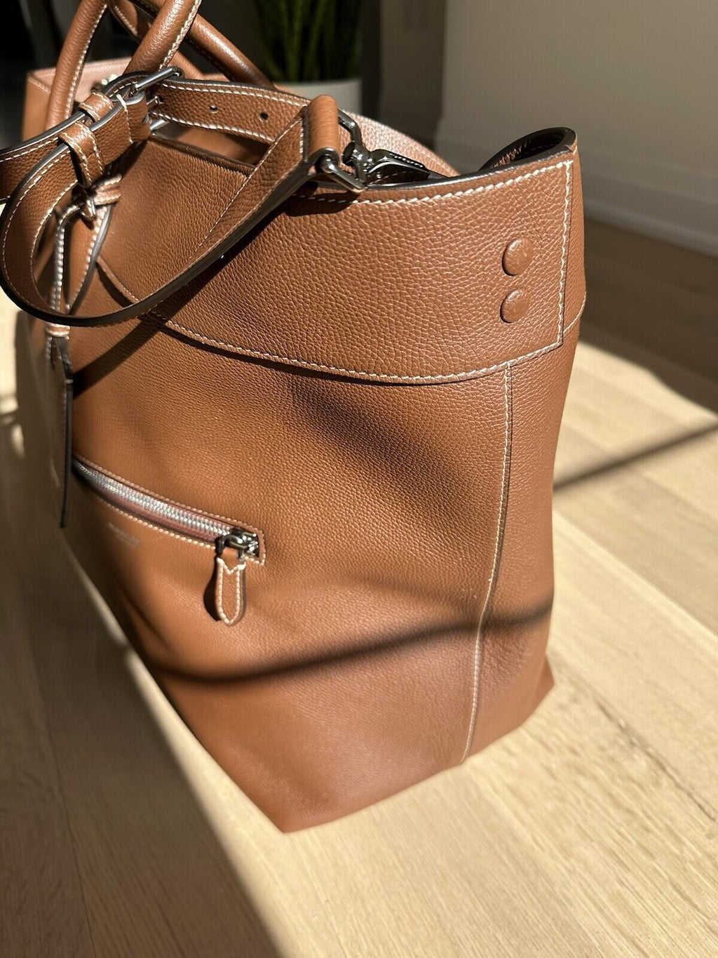 Burberry Tan Sanford Grainy Leather Holdall Tote
