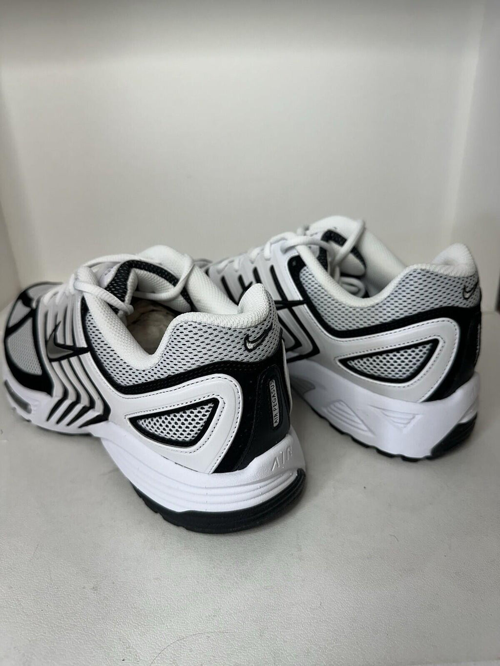 Nike Air Pegasus 2K5 White/ Black Men’s Size 13 BNIB