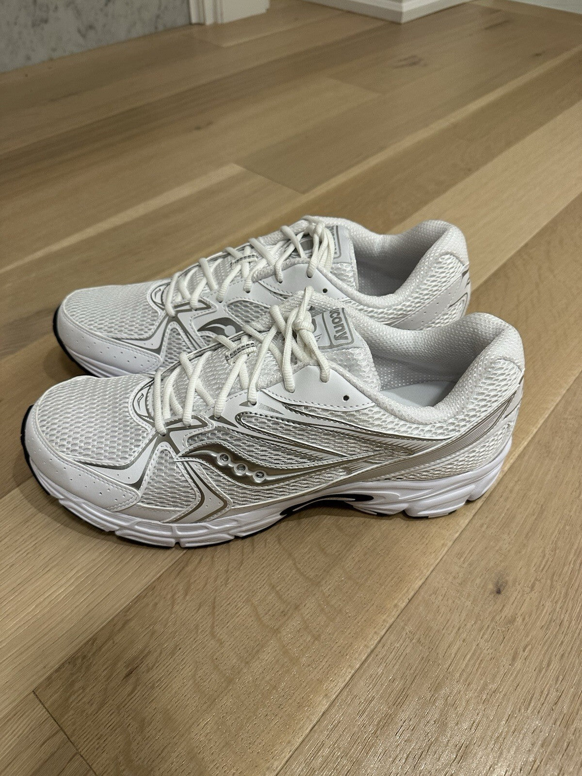 Saucony Men’s Ride Millennium White/ Silver  Men’s 14