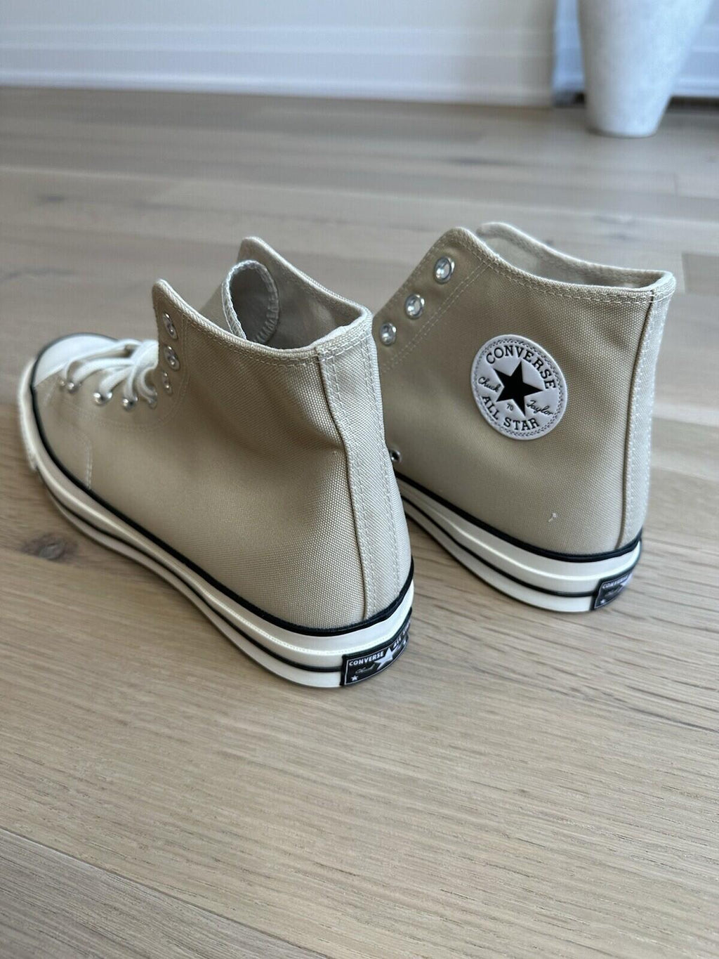 Converse Chuck 70 hi OAT MILK/EGRET/BLACK Men’s Size 12