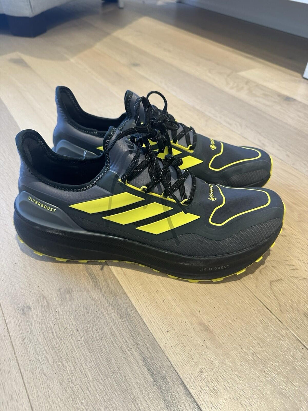 Adidas Ultraboost 5X Gore -Tex Men’s 14
