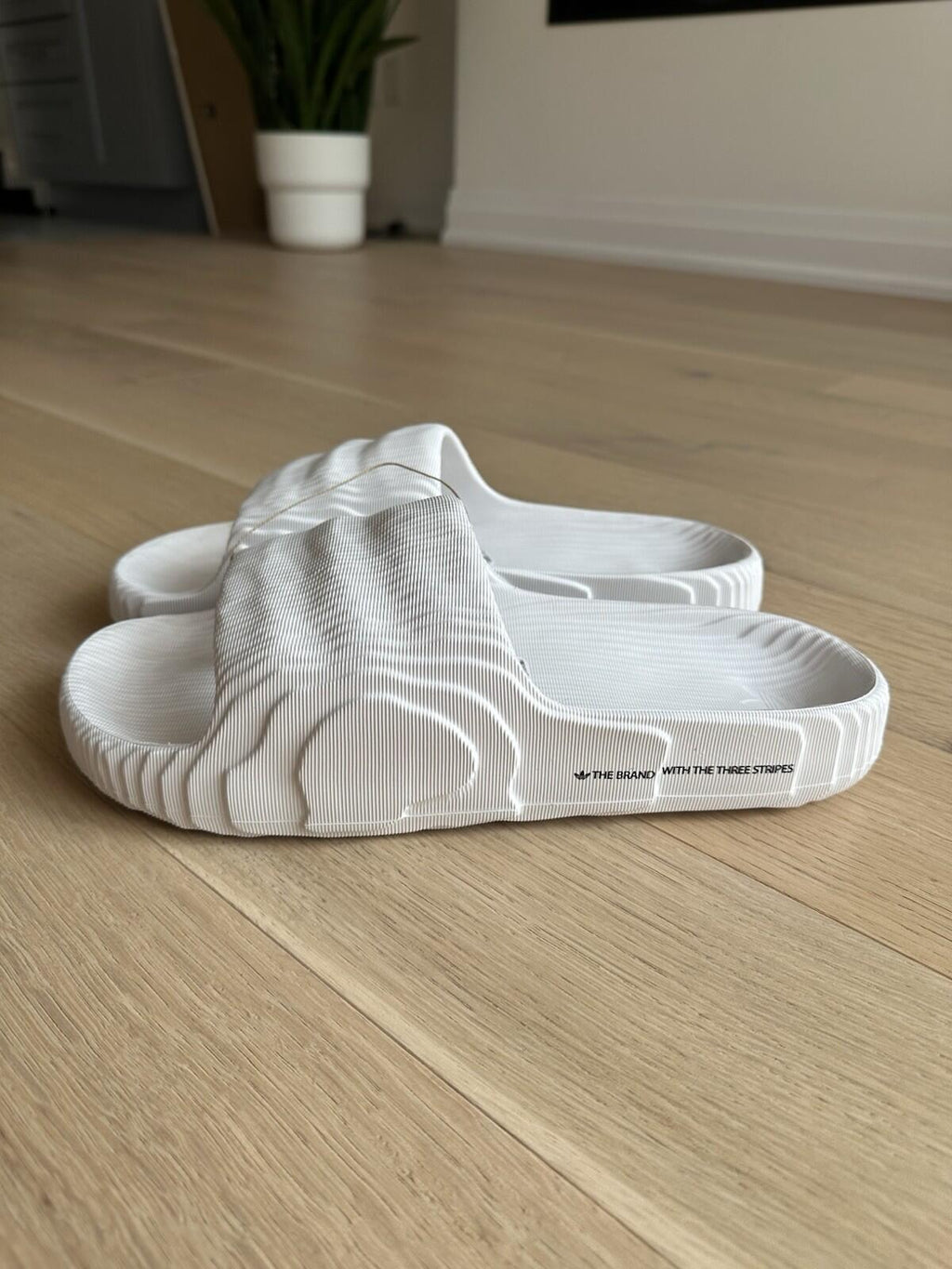 ADIDAS Adilette 22 Slides Men’s Size 13 White