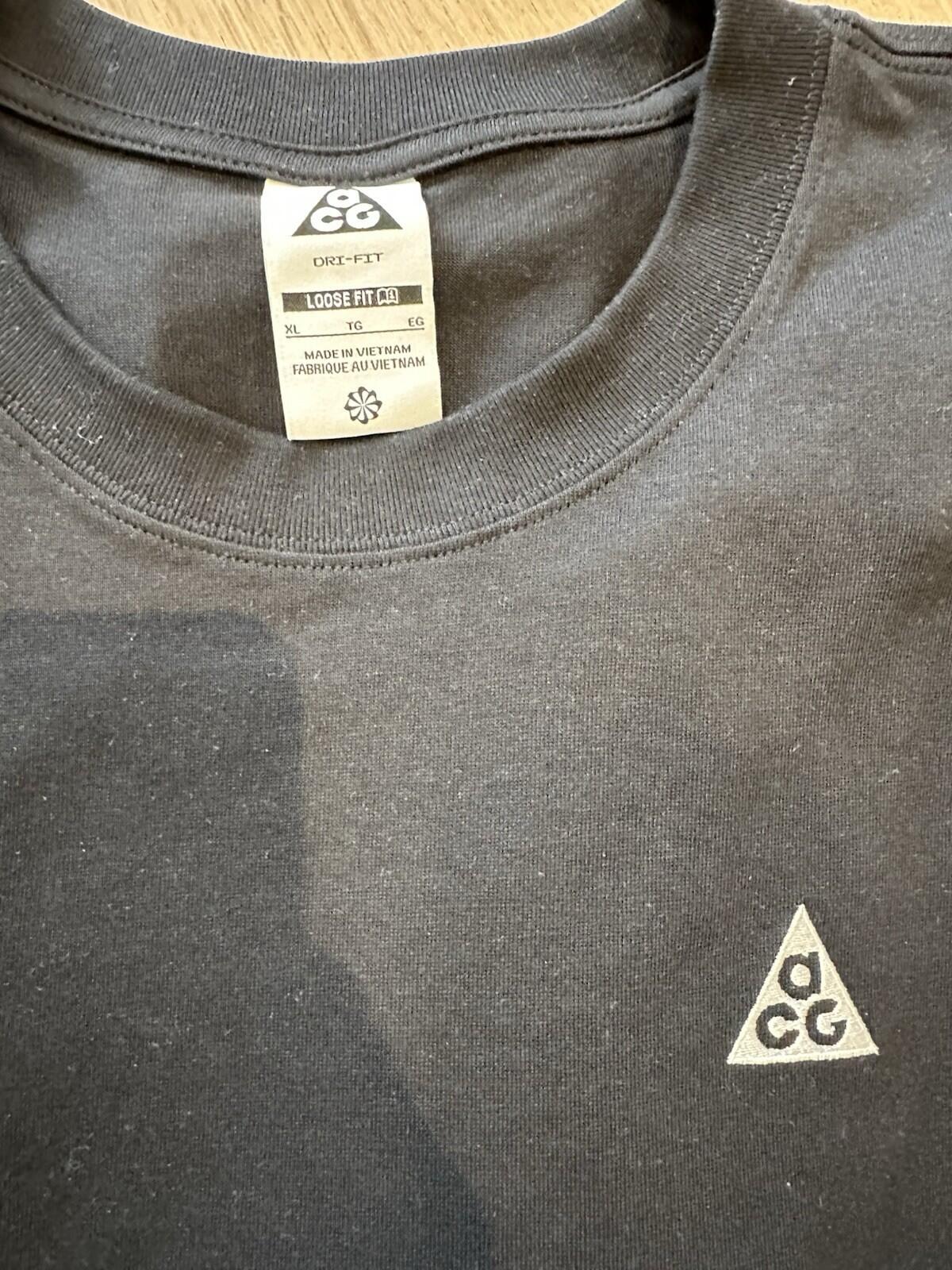 Nike ACG Loose Fit Tshirt Black Mens XL