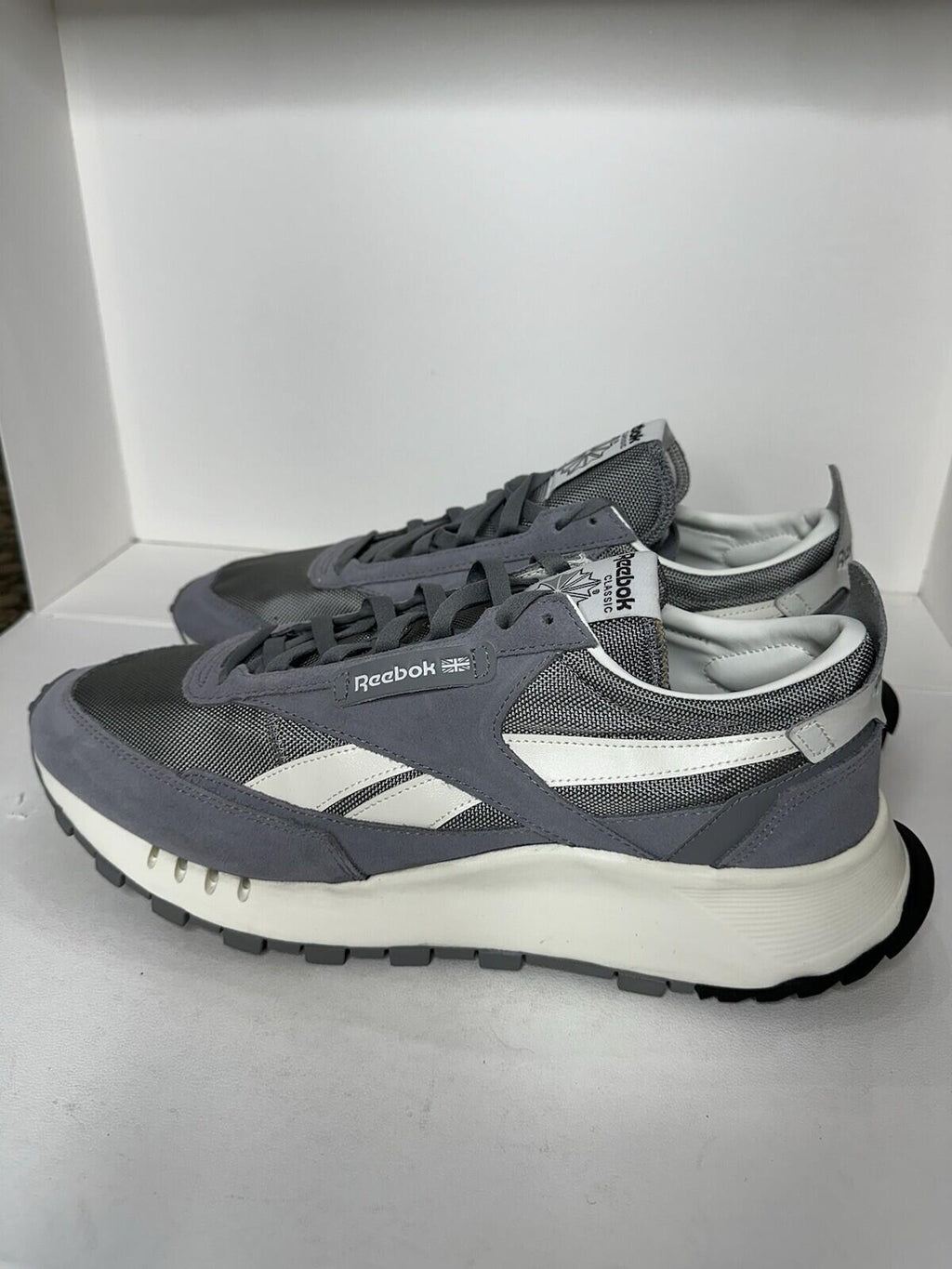 Reebok CL Legacy Mgsogr/Pugry5/chalk Size 14 BNIB