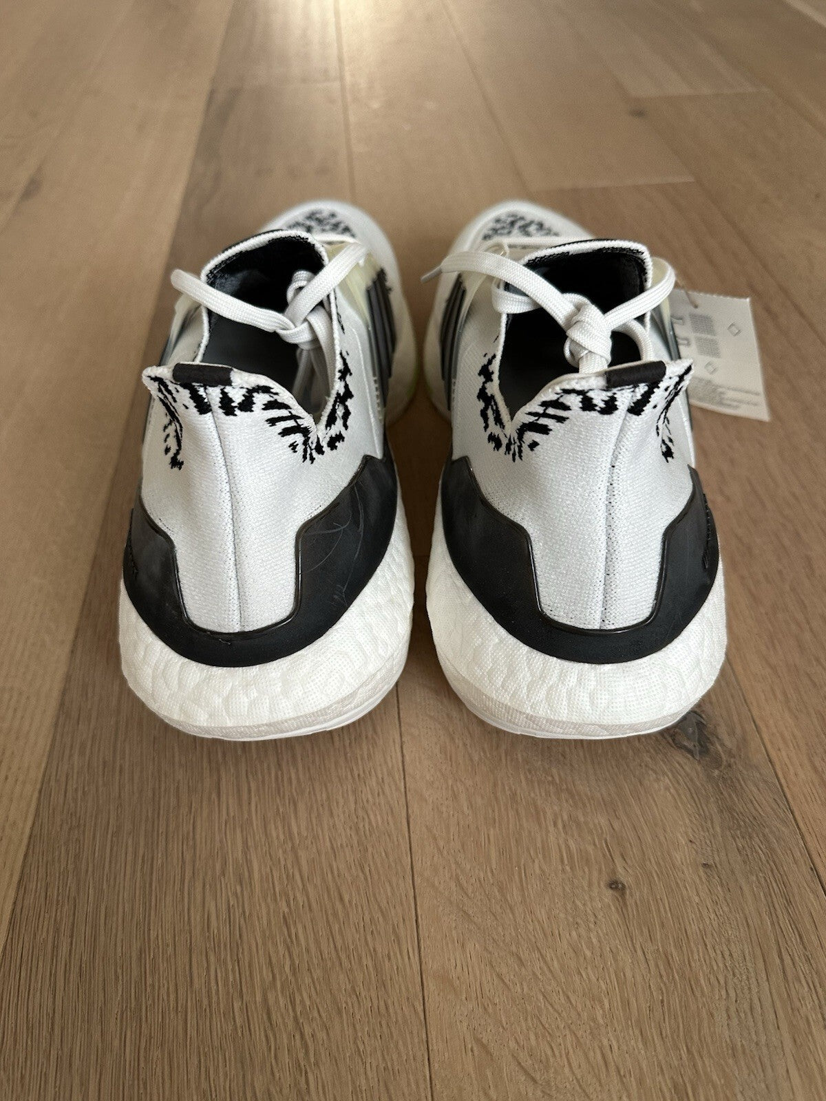 Adidas ULTRABOOST 22 Men’s 13 Nondye/cblack/almlim