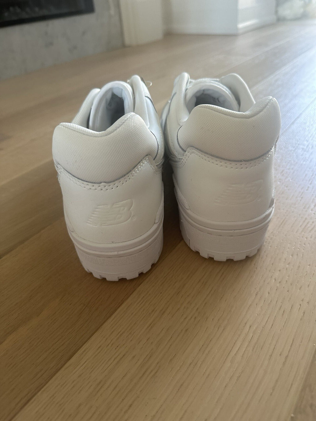 New balance 550 men’s Size 13 Triple white