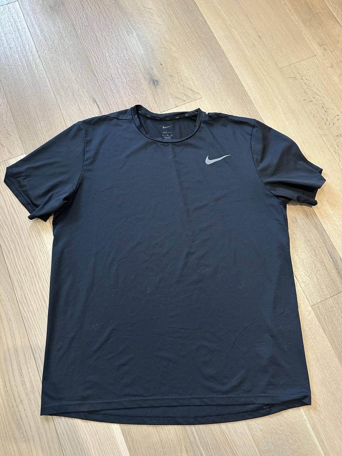 Nike Dri Fit Tshirt Men’s XL Black